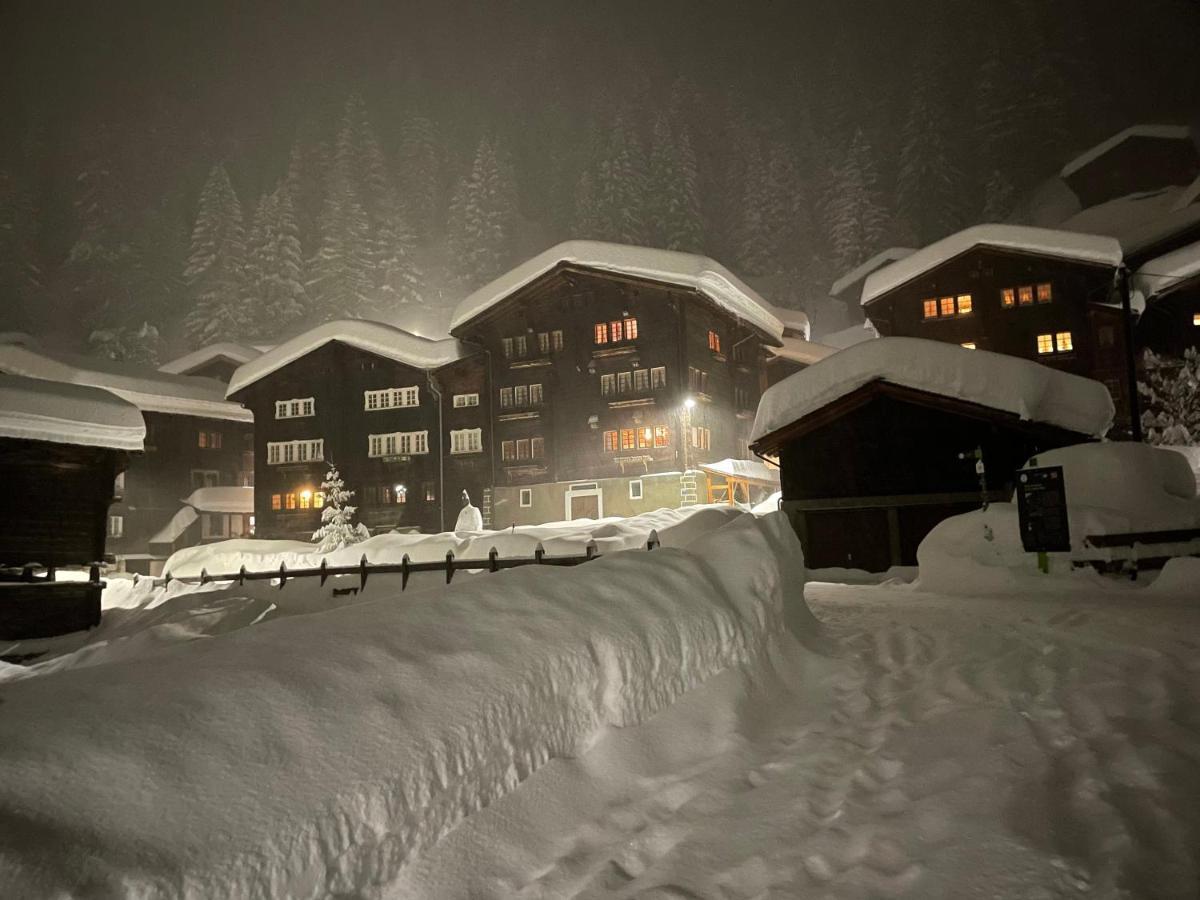 Haus Diezig Goms Luaran gambar